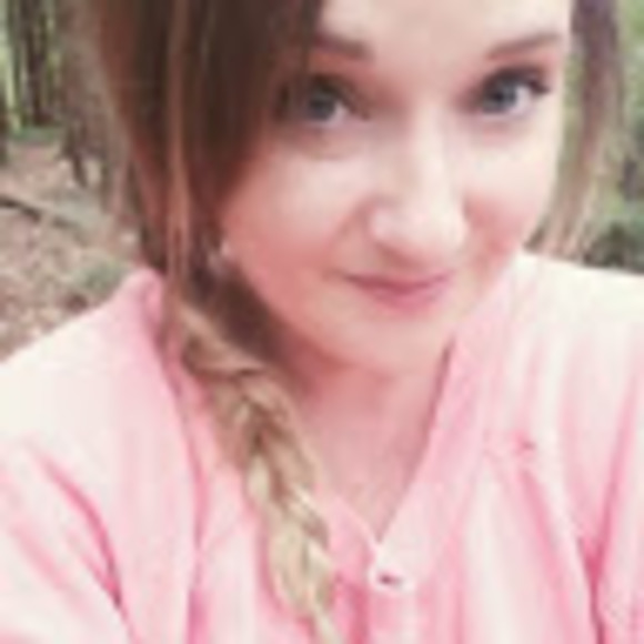 Meet your Posher, Dena - Picture 1 of 1